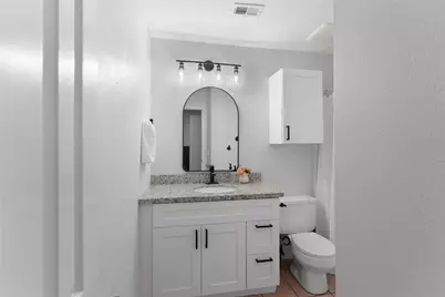 99 S Village Knoll Circle, The Woodlands, TX 77381 - Photo 31