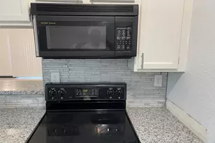 9700 Leawood Blvd, Houston, TX 77099 - Photo 33