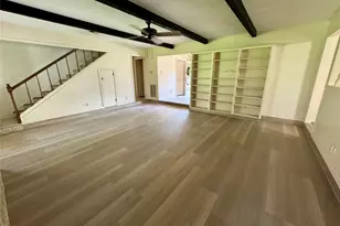 1221 Greenbriar Dr, Huntsville, TX 77340 - Photo 13