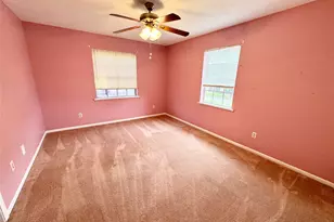 1221 Greenbriar Dr, Huntsville, TX 77340 - Photo 21