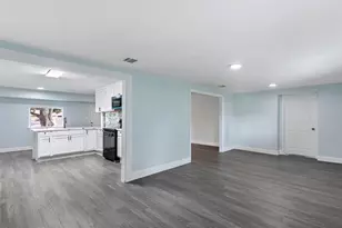 666 Elton St, Houston, TX 77034 - Photo 17
