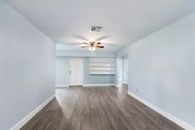 666 Elton Street, Houston, TX 77034 - Photo 11