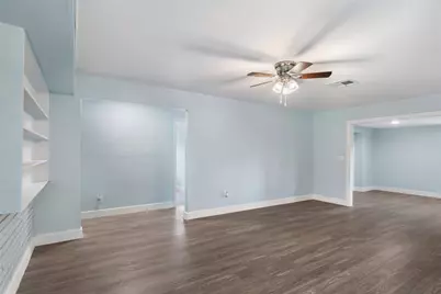666 Elton Street, Houston, TX 77034 - Photo 9