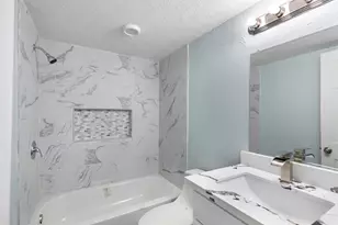 666 Elton St, Houston, TX 77034 - Photo 21