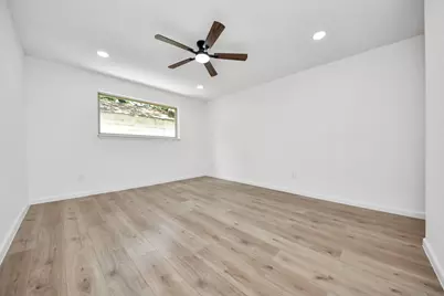 10418 Burman Street, Houston, TX 77029 - Photo 13