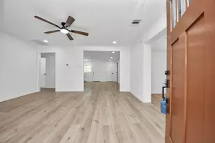 10418 Burman St, Houston, TX 77029 - Photo 1