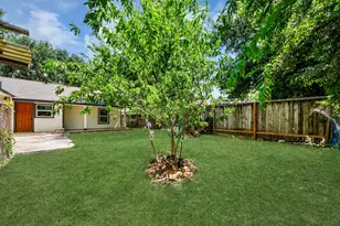 10418 Burman St, Houston, TX 77029 - Photo 27