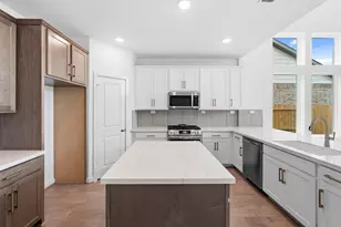 10926 Skyway Ln, Missouri City, TX 77459 - Photo 7