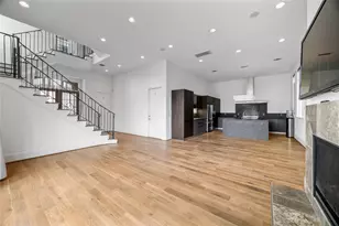 11107 Savannah Oaks Ln, Houston, TX 77043 - Photo 11