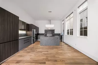 11107 Savannah Oaks Lane, Houston, TX 77043 - Photo 13