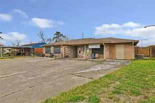 827 Casey St, Channelview, TX 77530 - Photo 1