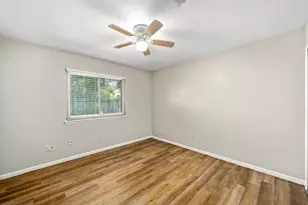 11911 Plumbrook Dr, Houston, TX 77099 - Photo 17