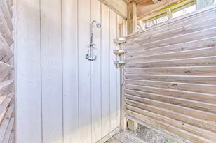 21709 Deaf P Smith Dr, Galveston, TX 77554 - Photo 33