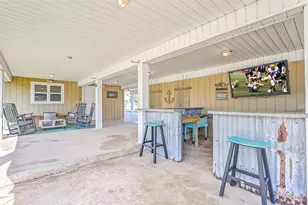 21709 Deaf P Smith Dr, Galveston, TX 77554 - Photo 31