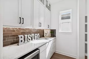 1736 Howler Wy, Montgomery, TX 77316 - Photo 13