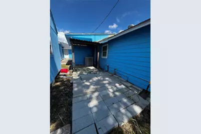 3163 Roe Drive, Houston, TX 77087 - Photo 13