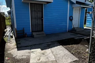 3163 Roe Dr, Houston, TX 77087 - Photo 47