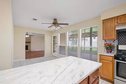 4131 Club Valley Dr Drive, Houston, TX 77082 - Photo 11