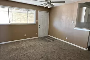 516 Holiday Dr, Galveston, TX 77550 - Photo 9