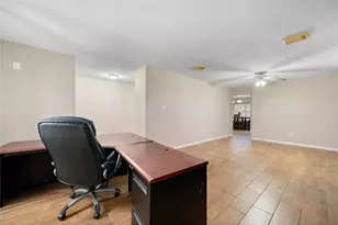 6923 Lonesome Woods Trail, Humble, TX 77346 - Photo 5