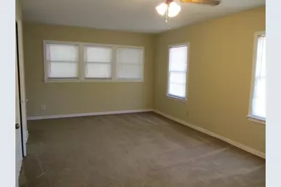 1310 16th Street, Huntsville, TX 77340 - Photo 11