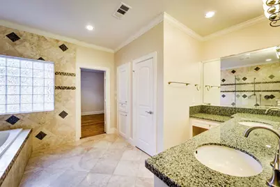 4324 Ione Street, Bellaire, TX 77401 - Photo 19