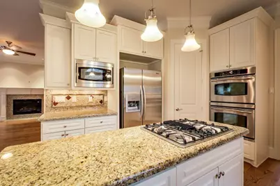 4324 Ione Street, Bellaire, TX 77401 - Photo 13
