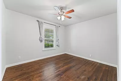 4630 Creekbend Drive, Houston, TX 77035 - Photo 15