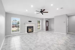 20126 Seablossom Ln, Katy, TX 77449 - Photo 7