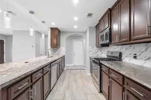 20126 Seablossom Ln, Katy, TX 77449 - Photo 17