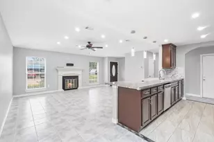 20126 Seablossom Ln, Katy, TX 77449 - Photo 11
