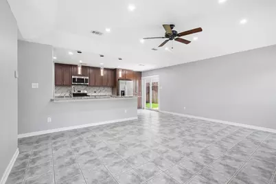 20126 Seablossom Lane, Katy, TX 77449 - Photo 5
