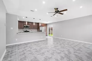 20126 Seablossom Ln, Katy, TX 77449 - Photo 5