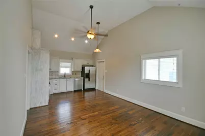 536 Columbia #A, Houston, TX 77007 - Photo 5