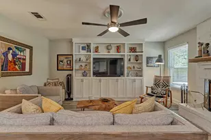 9 Pineash Ct, The Woodlands, TX 77381 - Photo 13