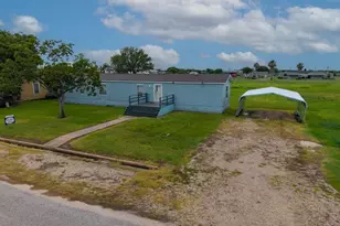 958 Wightman St, Matagorda, TX 77414 - Photo 39
