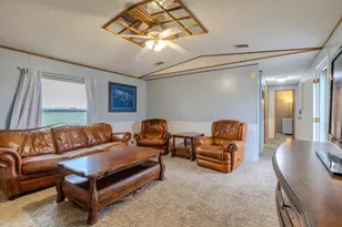 958 Wightman St, Matagorda, TX 77414 - Photo 5