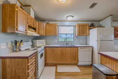 958 Wightman Street, Matagorda, TX 77414 - Photo 11