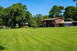 242 Lamenda Ave, Livingston, TX 77351 - Photo 3