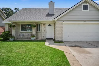 502 Magnolia Circle, League City, TX 77573 - Photo 3