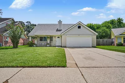 502 Magnolia Circle, League City, TX 77573 - Photo 1