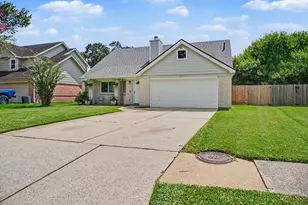502 Magnolia Cir, League City, TX 77573 - Photo 37