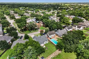 502 Magnolia Cir, League City, TX 77573 - Photo 9