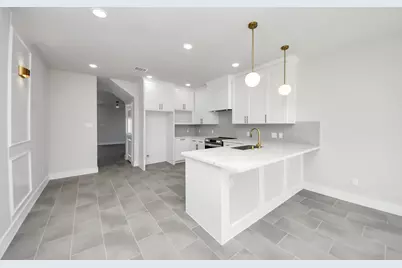 1110 E Main Street, La Porte, TX 77571 - Photo 17