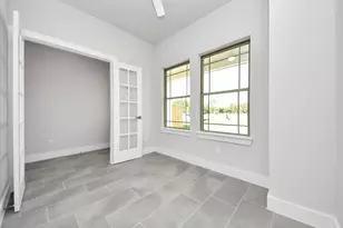 1110 E Main St, La Porte, TX 77571 - Photo 7