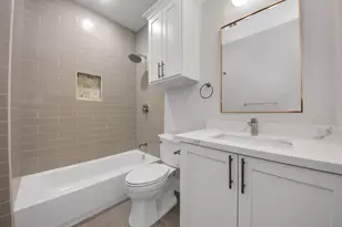 1110 E Main St, La Porte, TX 77571 - Photo 31