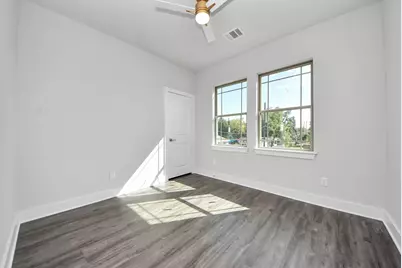 1110 E Main Street, La Porte, TX 77571 - Photo 23