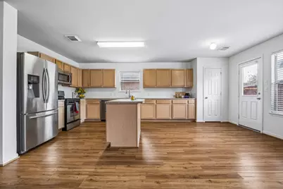 4710 Meadowthorn Court, Friendswood, TX 77546 - Photo 11