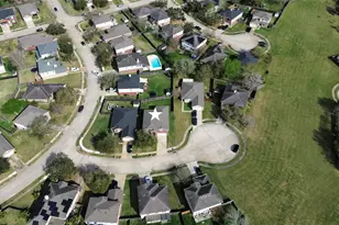 4710 Meadowthorn Ct, Friendswood, TX 77546 - Photo 3