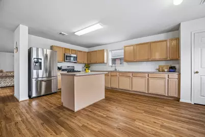 4710 Meadowthorn Court, Friendswood, TX 77546 - Photo 7